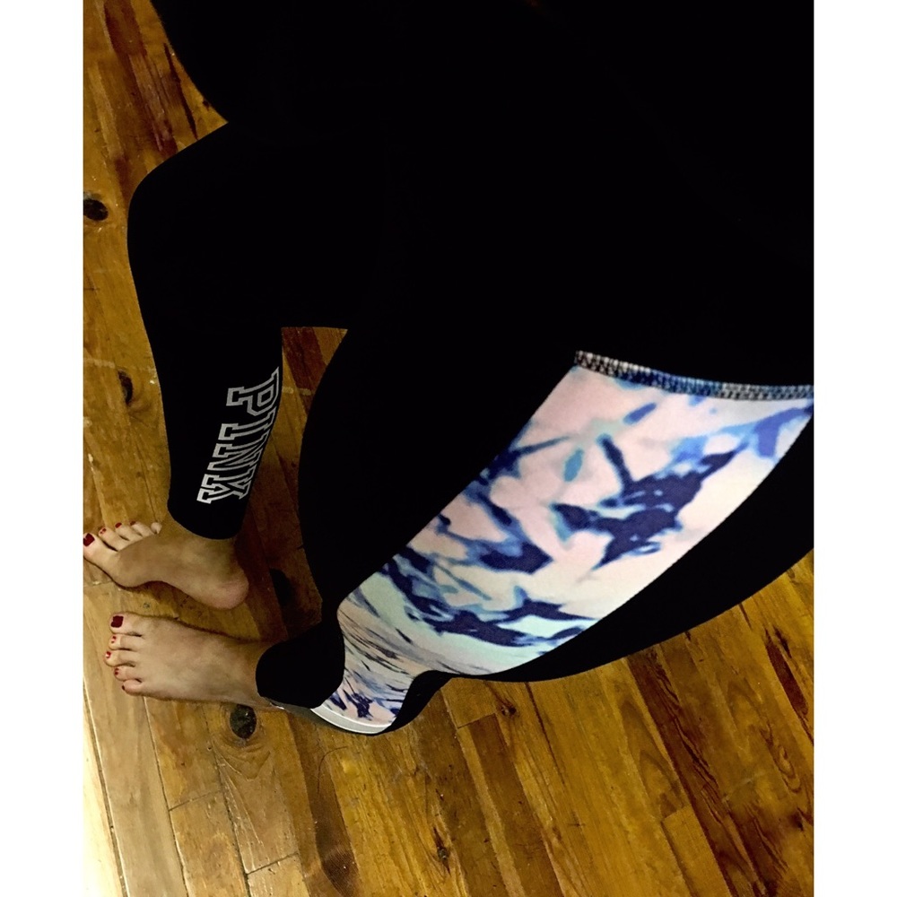 VS Ultimate PINK Watercolor Panel Legging